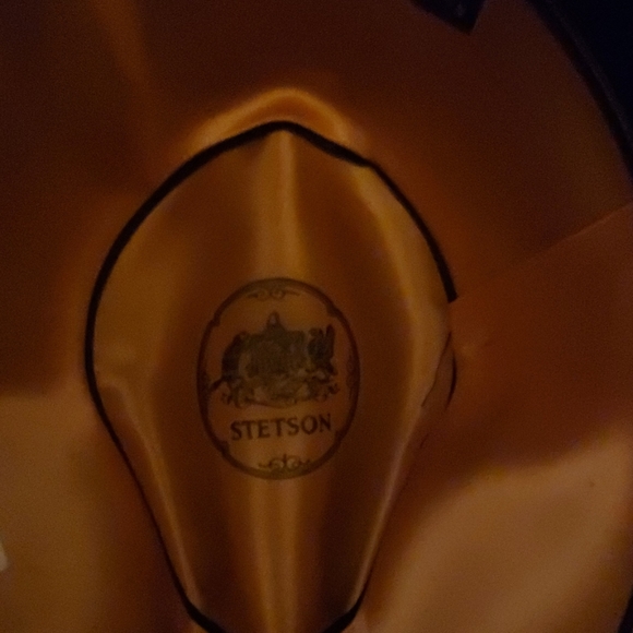 Hat - Picture 3 of 3